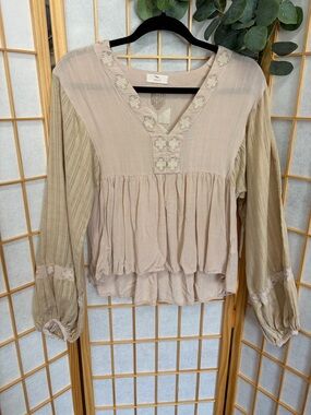 Hummingbird Boho Tunic Top in Light Beige and Olive